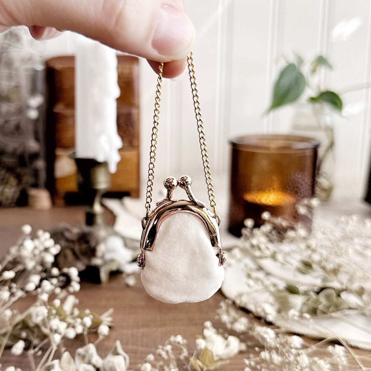 Real Human Tooth in Miniature Doll Purse β No. 01