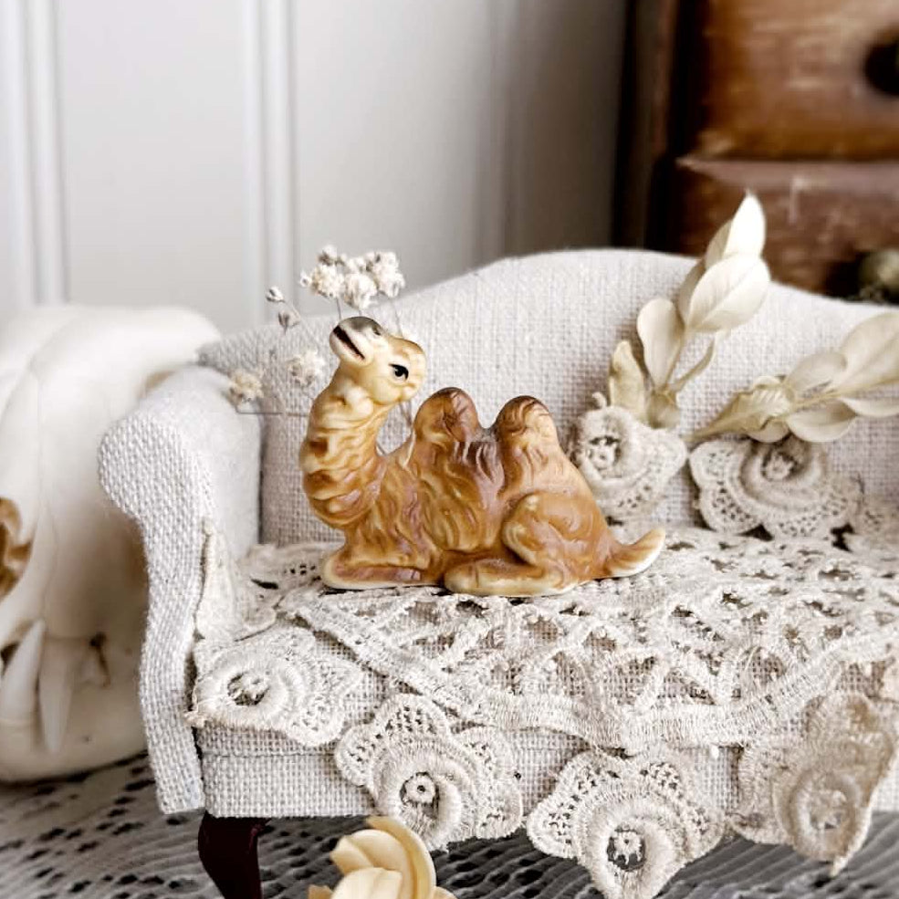 Vintage Camel Bone China Figurine – No. 01