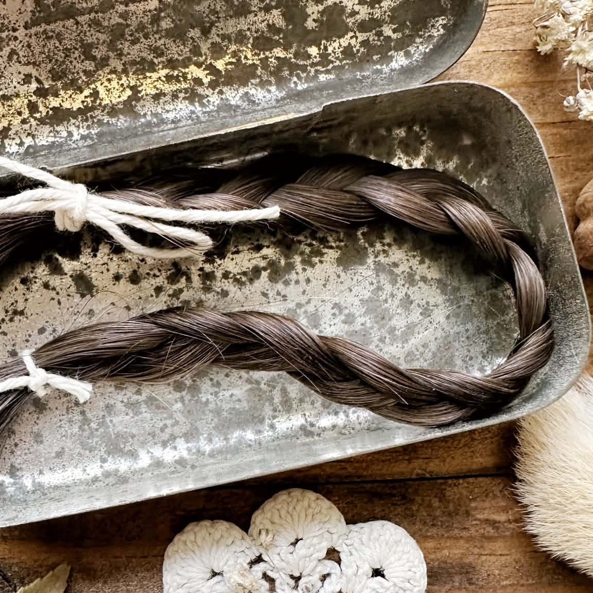 Real Human Hair Braid in Vintage Pastilles Tin – No. 04